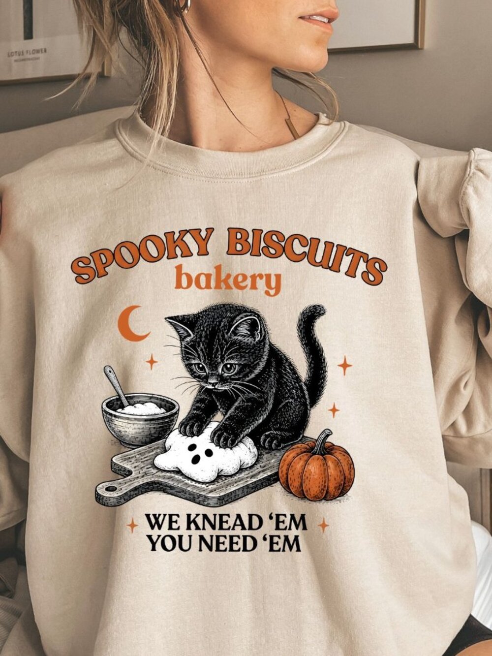 Black Cat Halloween Crewneck Sweatshirt Spooky Biscuits Bakery Fall NWT